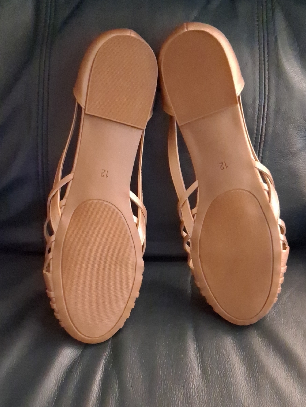 Journee Ekko Champagne Gold Slip-on Summer Huarache Flats Vegan Leather Sz 12W - Picture 8 of 9